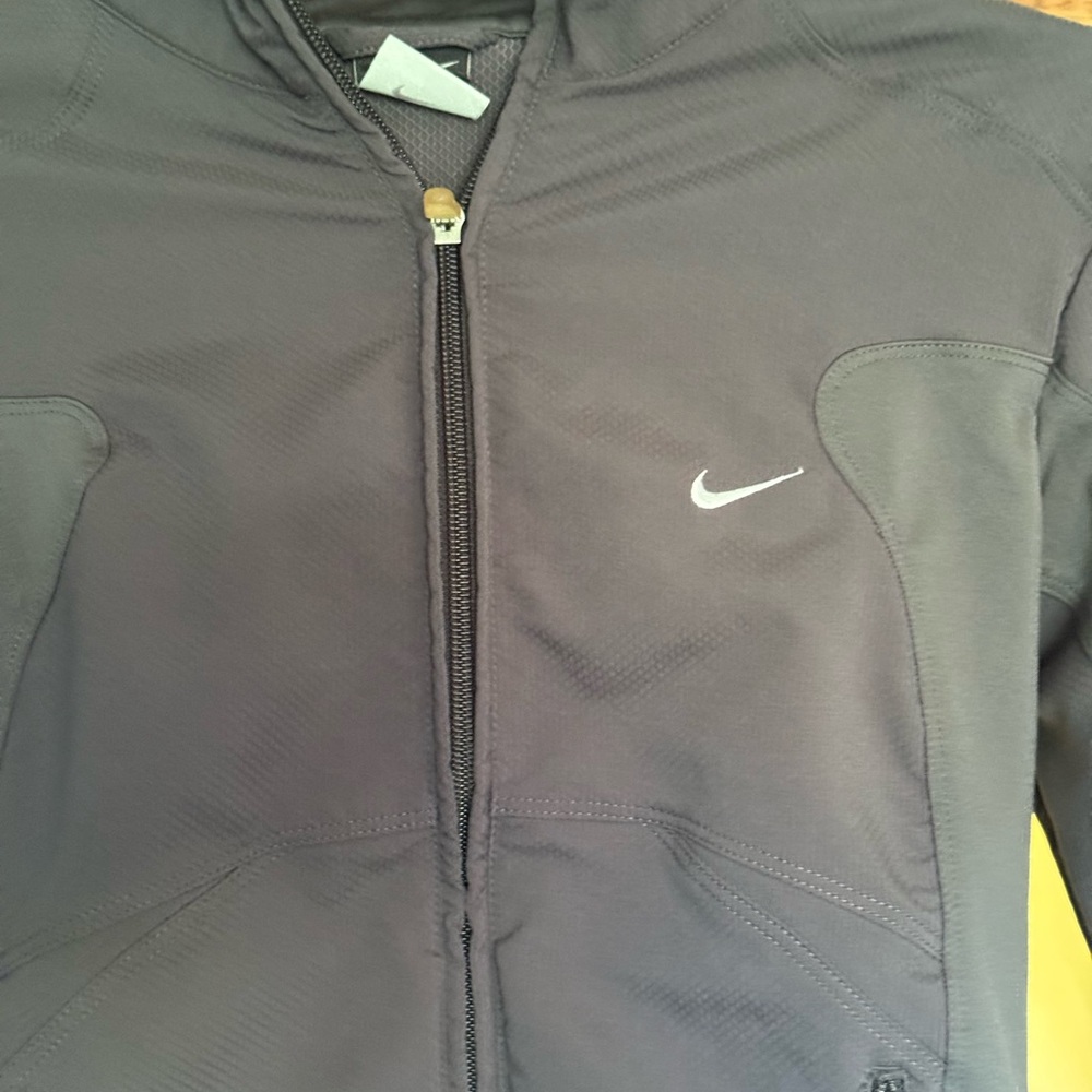 Nike Women's Dark Gray Utility Jacket - Picture 4 of 6